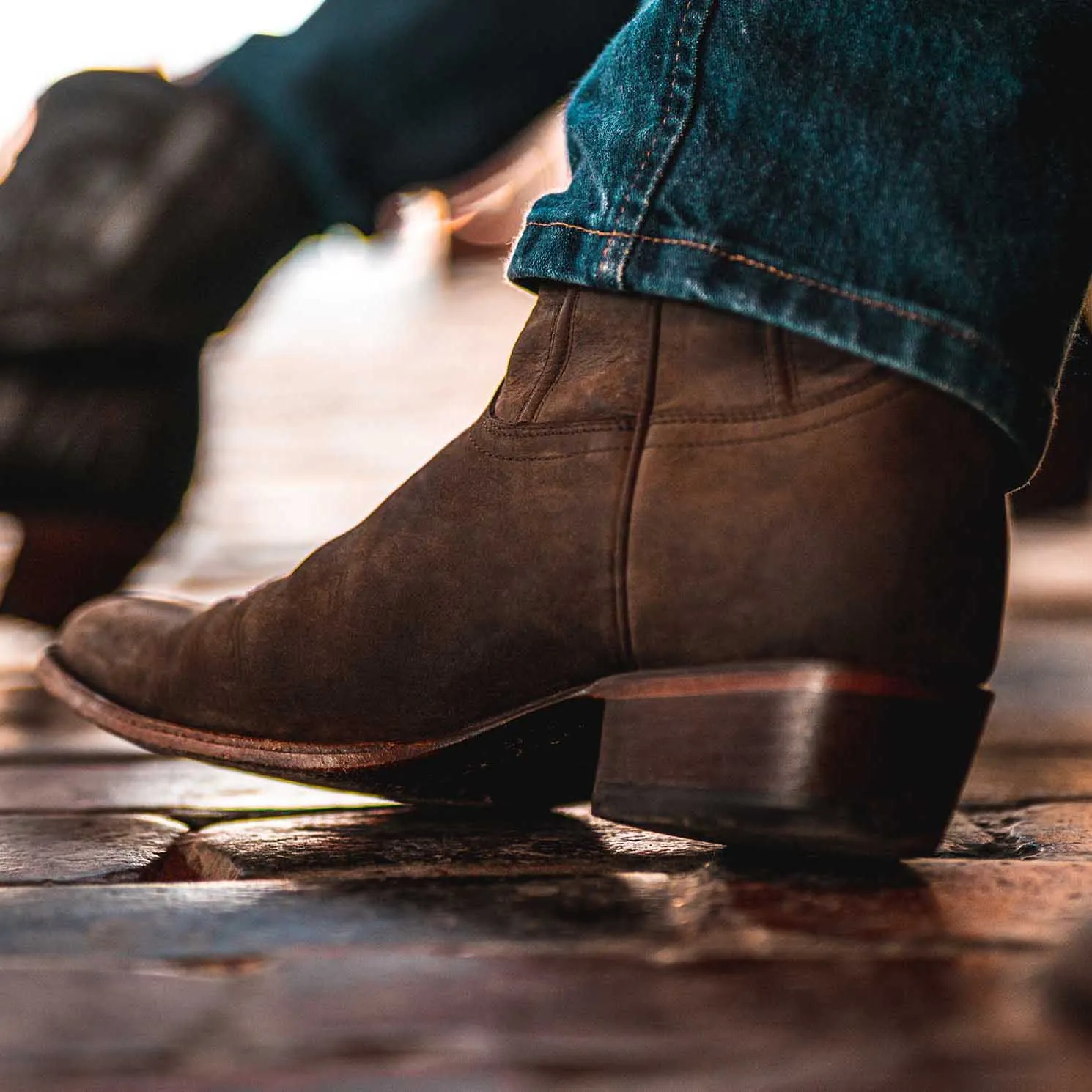 Rujo Boots Men's The Vance Umber Rock Ranch Calfskin Boots