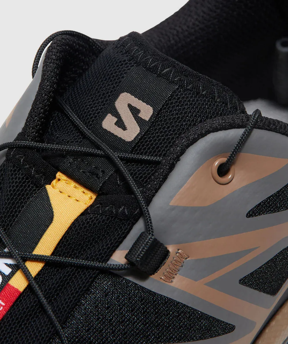 Salomon XT6 Trainers