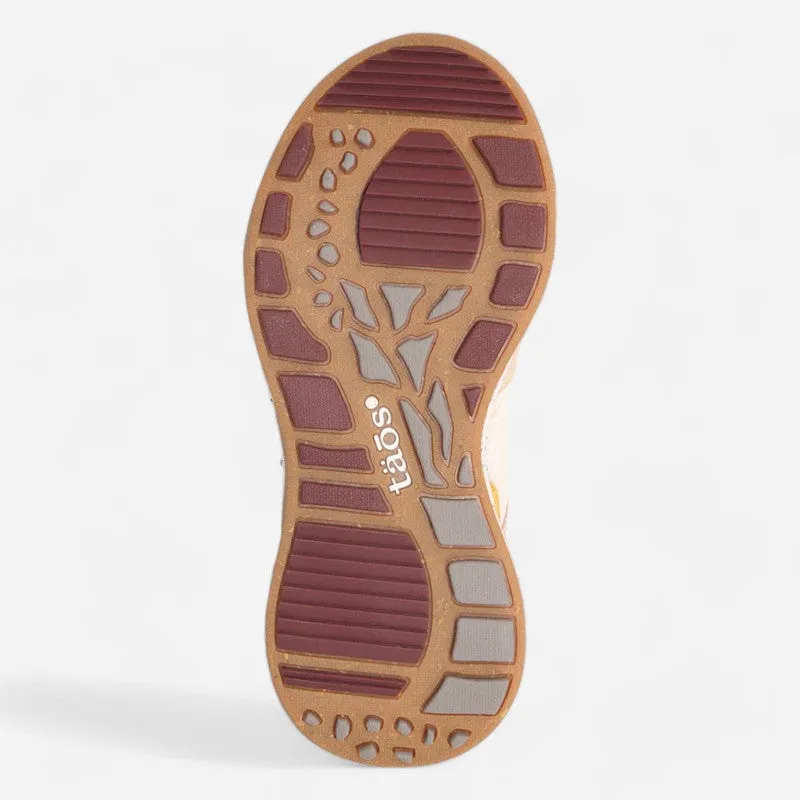 Taos Footwear Advance