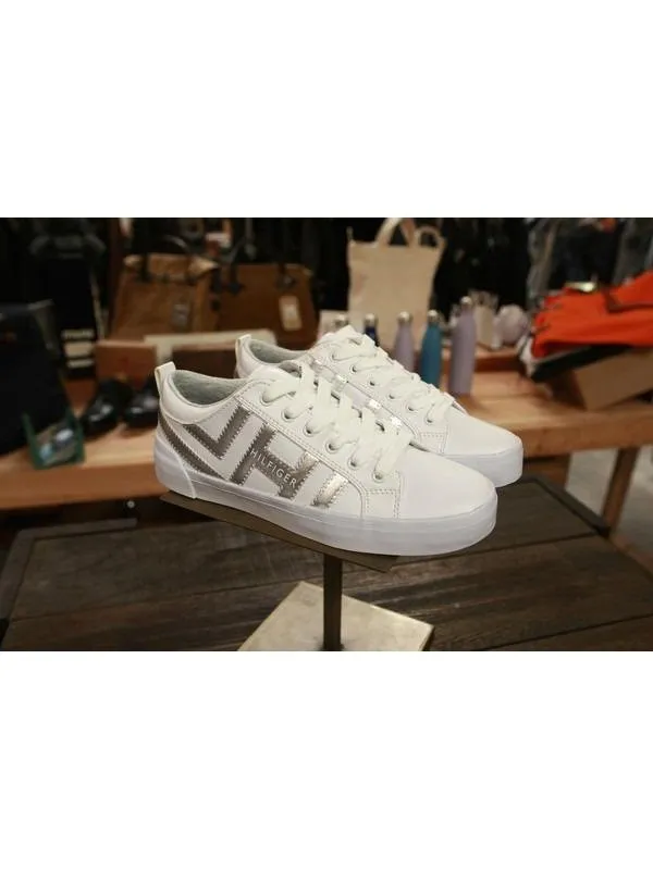 Tommy Hilfiger Women' Pema Sneakers White