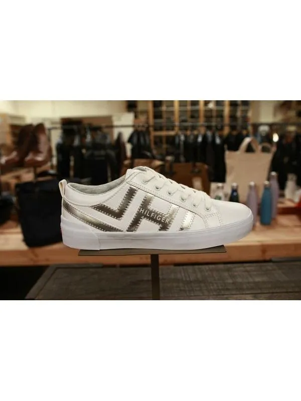 Tommy Hilfiger Women' Pema Sneakers White